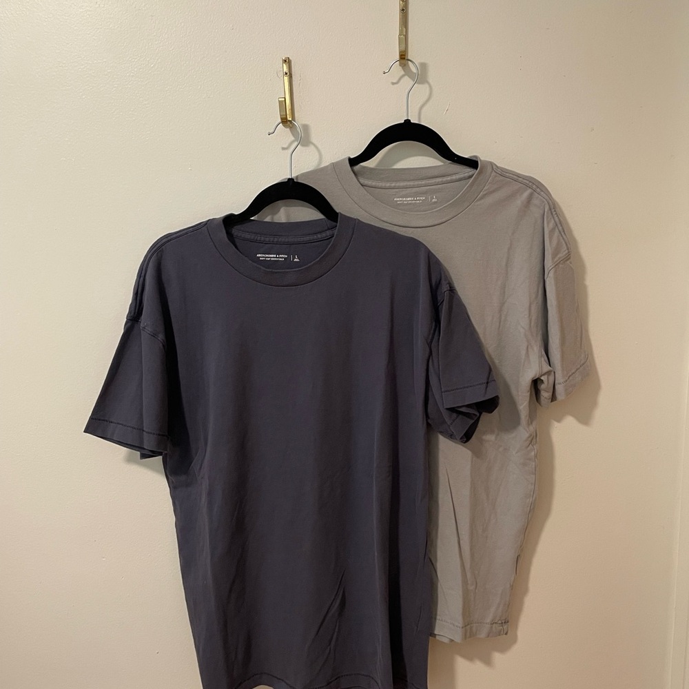 Abercrombie & Fitch Men’s Essential Tee 5 Pack Large
